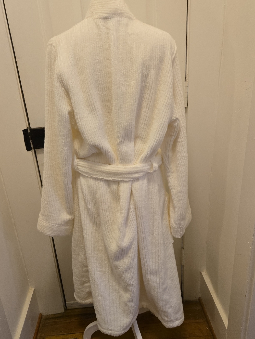 Parachute Soft Terry Rib Robe In White Size Medium - Picture 4 of 8